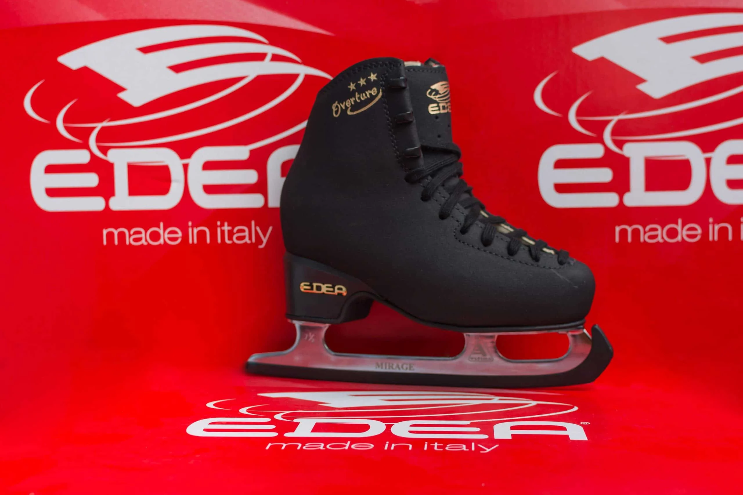 מחליקיים מדגם OVERTURE שחורות של חברת EDEA